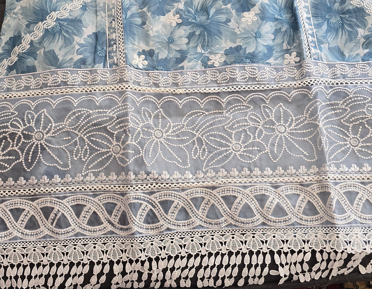 Pakistani 3-Piece Floral Lawn Suit | Blue & White Lace | Buy Online Germany & Europe