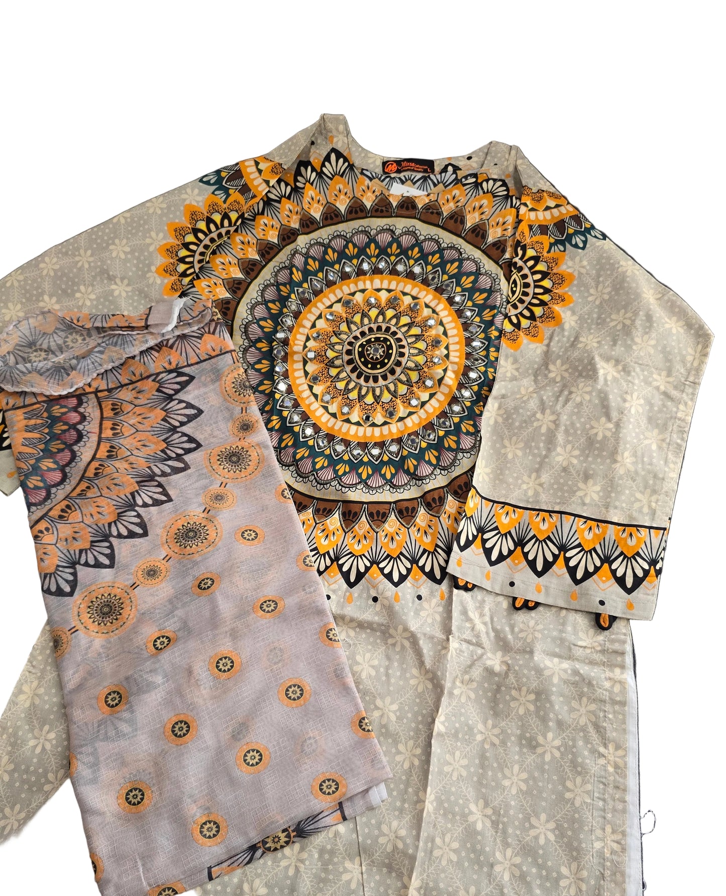Pakistani 3-Piece Lawn Suit | Mandala Print | Buy Online in Germany & Europe